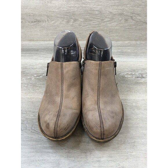 Born Madigan Women's Taupe Genuine Leather Side Zip Block Heel Ankle Boots 9.5 - Picture 2 of 11